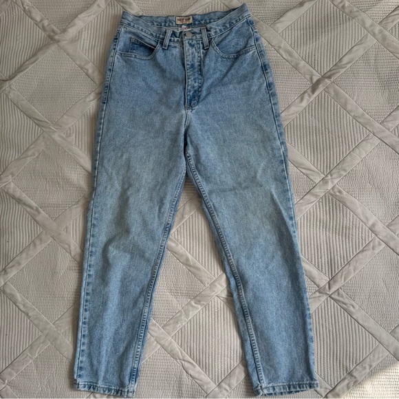 Guess Vintage High Rise Mom Jeans in Light Wash Waist Size 29 - Picture 2 of 7